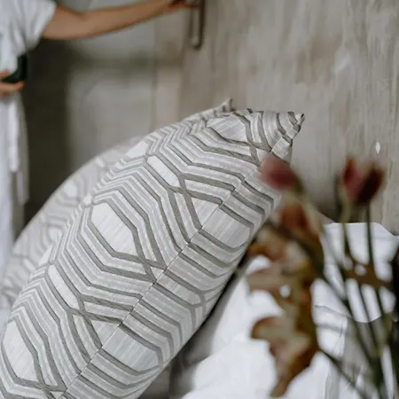 Ideal Sejour - Stylish Boutique With Quiet Garden فندق كان