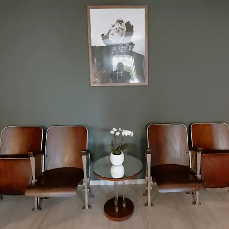 Ideal Sejour - Stylish Boutique With Quiet Garden فندق 3*