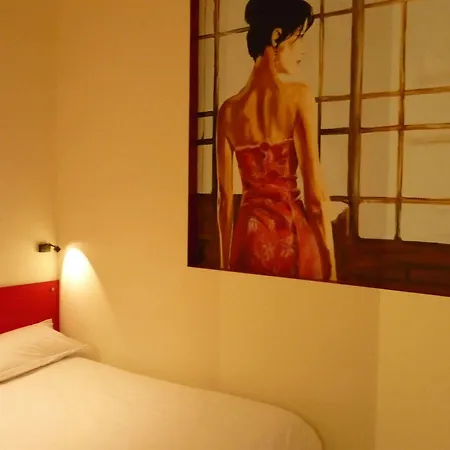 فندق Ideal Sejour - Stylish Boutique With Quiet Garden